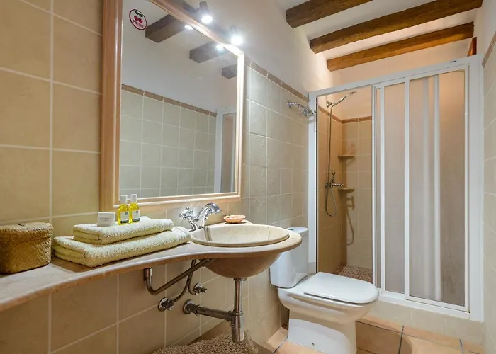 Casa Es Pins فيلة *